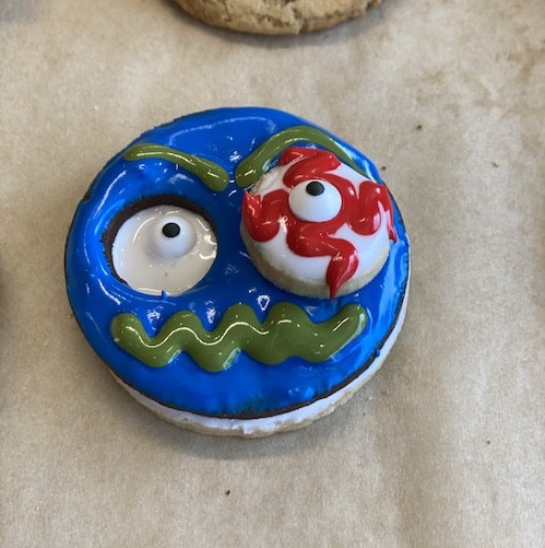 monster eyeball cookie